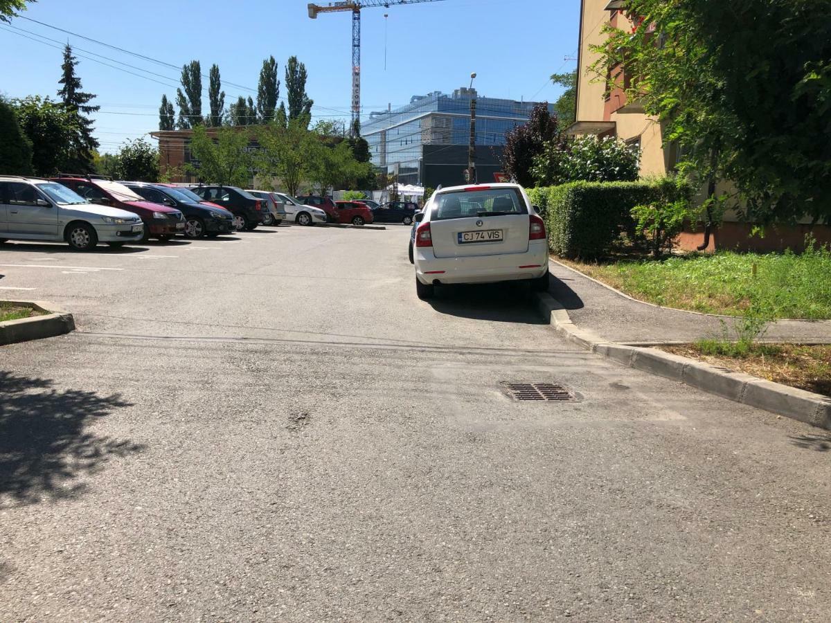 Da & Do Apartment Cluj Napoca Bagian luar foto